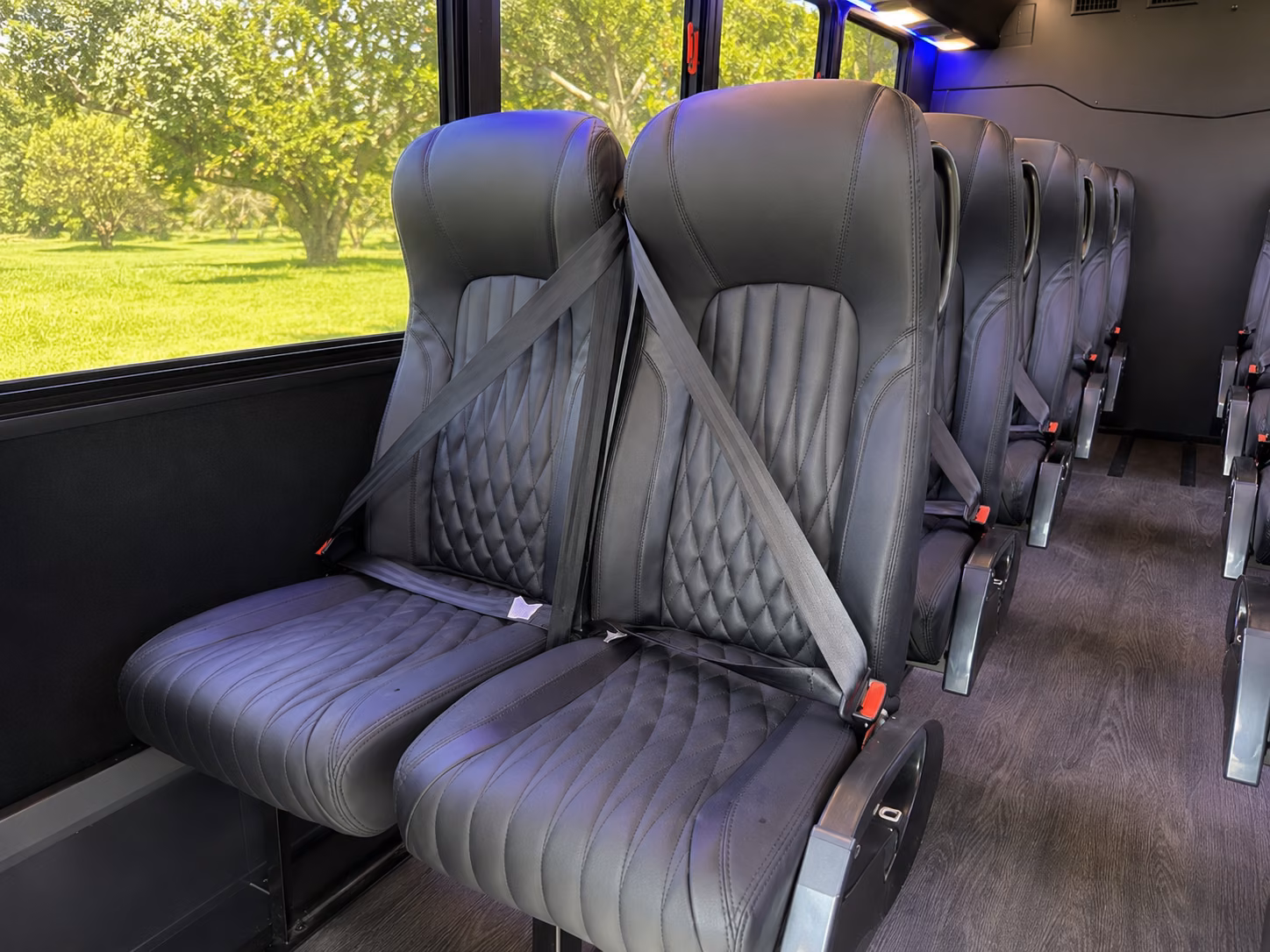 airport transfer buses for out of town wedding guests