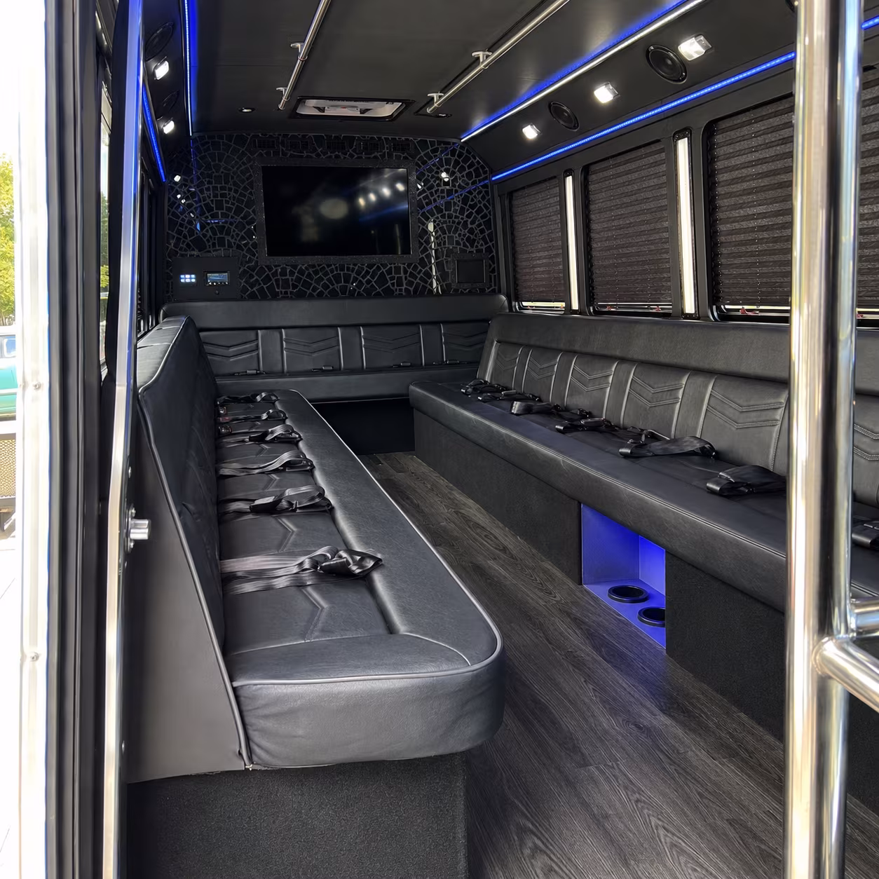 charleston area brewery distillery tours party bus rental