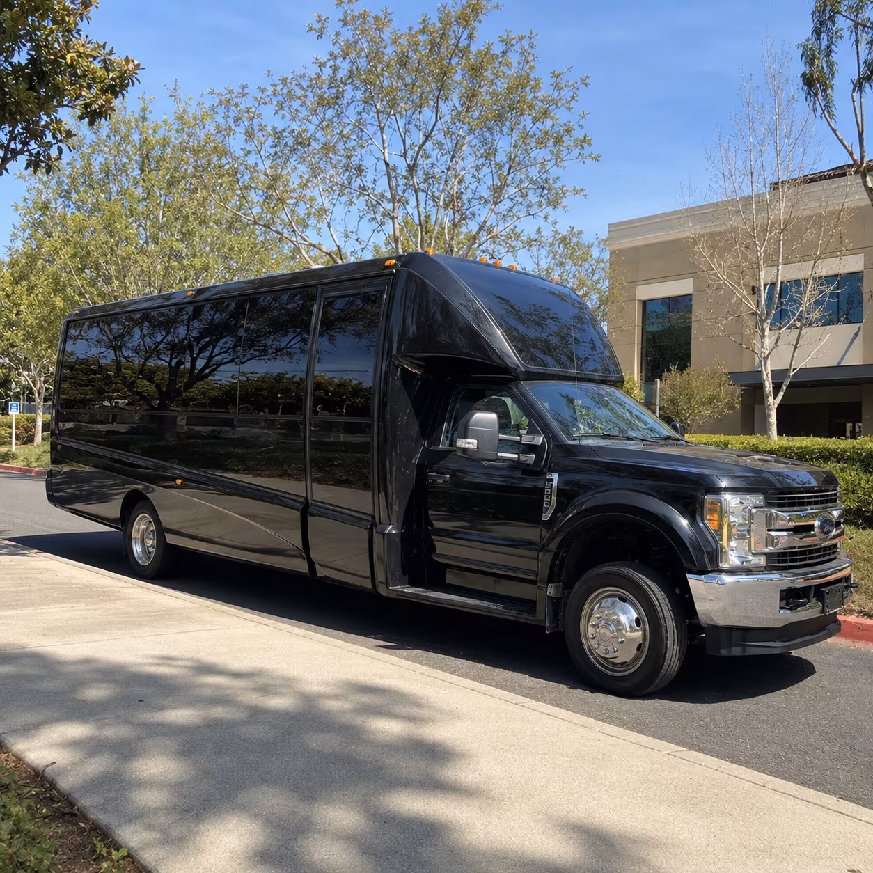 charleston party bus rental 2