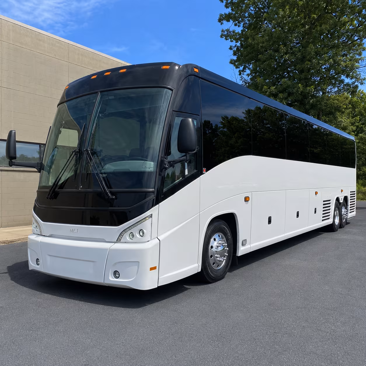 charleston sporting event transportation onboard seating