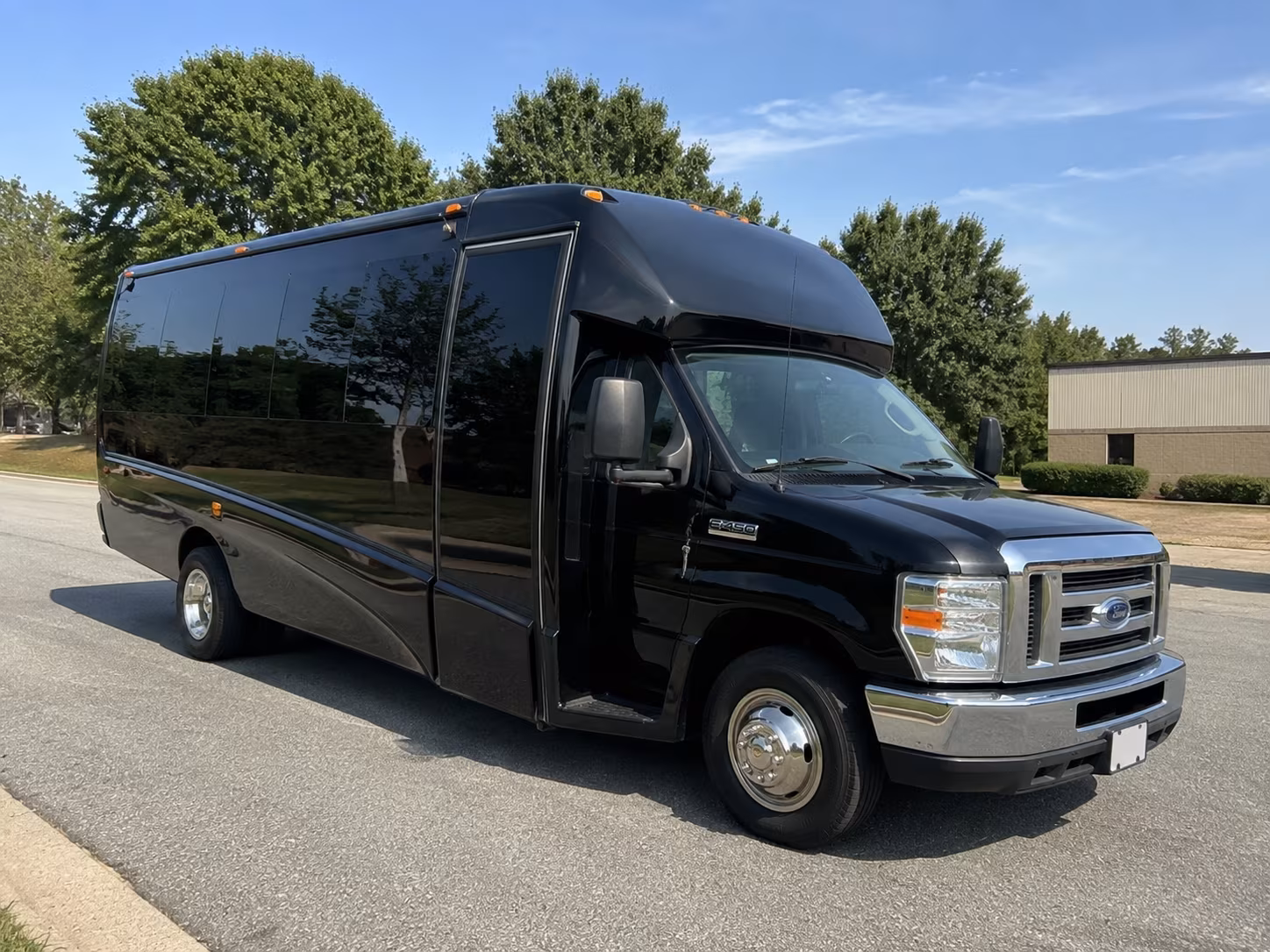 charleston sporting event transportation