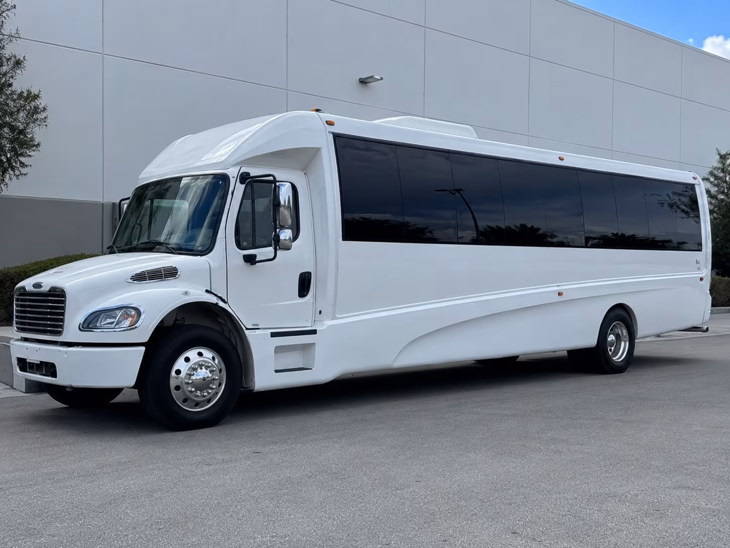 corporate event party bus rental