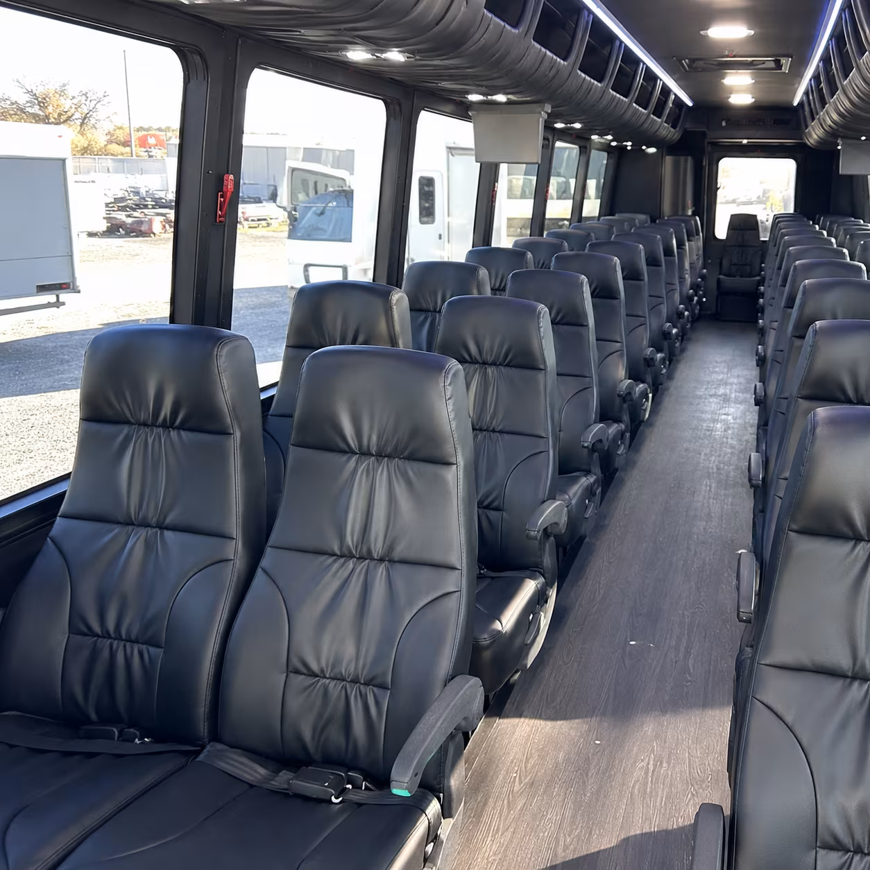 minibuses for downtown charleston walking tour and culinary field trips