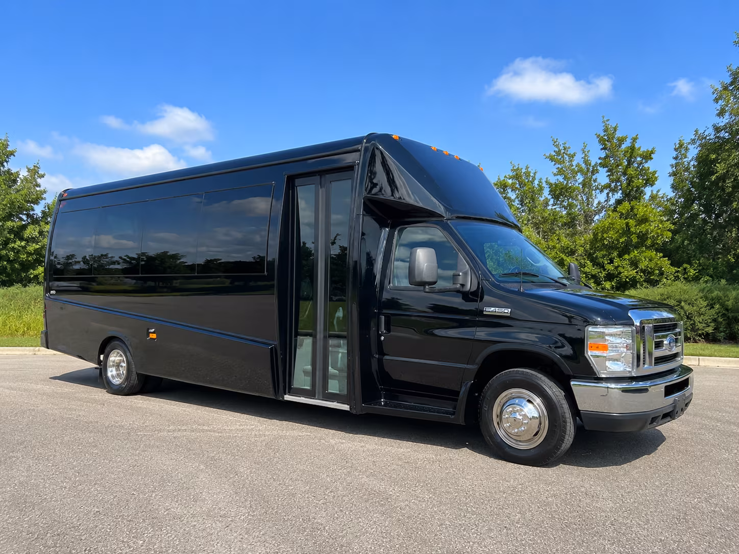 minibuses for smaller charleston prom groups that still want to arrive in style