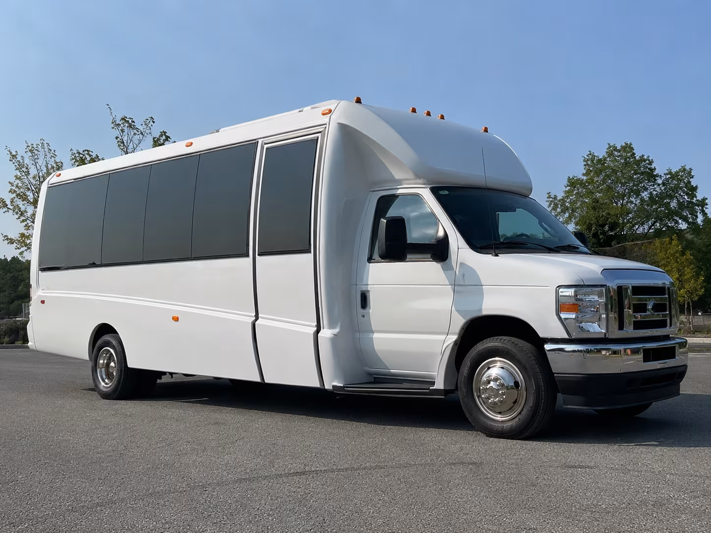 party bus rentals in charleston for the perfect prom night